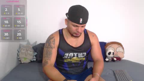 Snapshot of stone_lee_ chatting on December 21, 2025, 6:42 am Stone Lee online show from December 21, 2025, 6:42 am