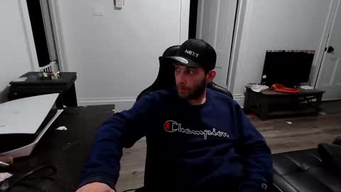 Snapshot of stonedpanda77 chatting on December 22, 2025, 1:57 am stonedpanda77 online show from December 22, 2025, 1:57 am