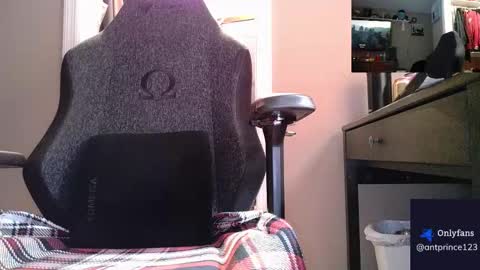 Snapshot of stoner394 chatting on March 9, 2026, 7:56 am stoner394 online show from March 9, 2026, 7:56 am