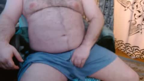 Snapshot of stonerbear42 chatting on February 13, 2025, 2:20 pm Stonerbear42 online show from February 13, 2025, 2:20 pm