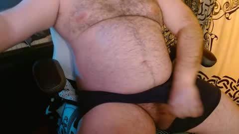 Snapshot of stonerbear42 chatting on February 14, 2025, 6:02 am Stonerbear42 online show from February 14, 2025, 6:02 am