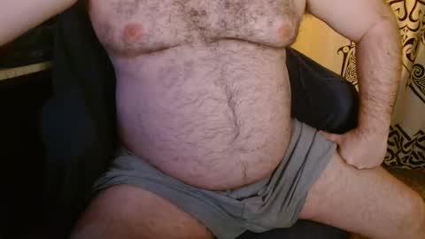 Snapshot of stonerbear42 chatting on March 1, 2025, 5:31 am Stonerbear42 online show from March 1, 2025, 5:31 am
