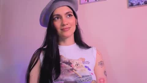Snapshot of stonned_candy chatting on September 12, 2025, 8:53 pm Liz online show from September 12, 2025, 8:53 pm