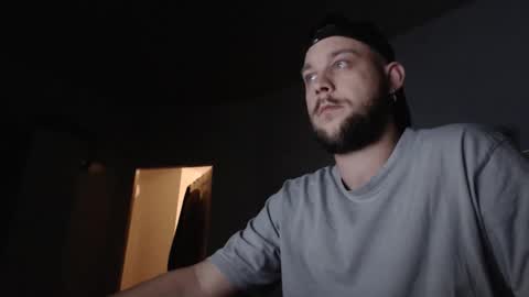 Scandiv online show from November 25, 2025, 10:21 pm