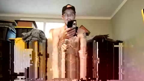 Snapshot of str33twyz3 chatting on October 15, 2025, 2:06 pm Streetwyze online show from October 15, 2025, 2:06 pm