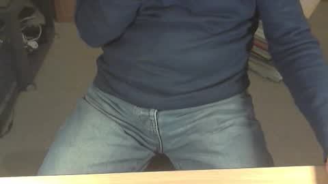 Snapshot of str8_dave chatting on November 6, 2025, 8:54 pm Dave online show from November 6, 2025, 8:54 pm