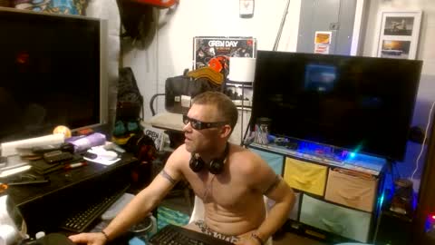 Snapshot of str8foryouguy chatting on March 10, 2025, 2:39 am Str8 online show from March 10, 2025, 2:39 am