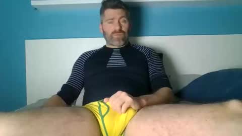 straightact online show from February 20, 2025, 10:15 pm