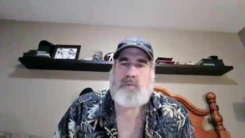 Snapshot of straightbear4you chatting on January 11, 2026, 2:05 am Straightbear4you online show from January 11, 2026, 2:05 am