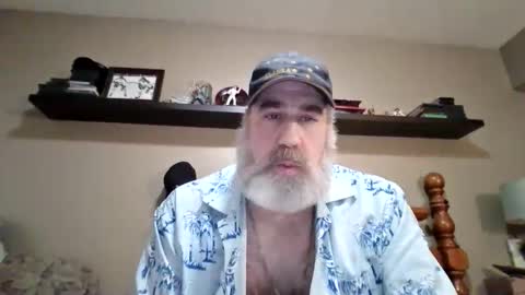 Snapshot of straightbear4you chatting on January 17, 2026, 1:54 am Straightbear4you online show from January 17, 2026, 1:54 am