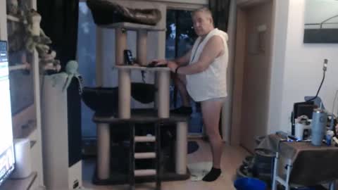 Stranger online show from October 8, 2025, 5:16 am