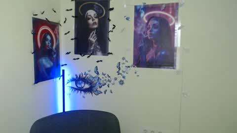 Snapshot of stranger_giirl chatting on December 18, 2025, 7:14 am Amalia online show from December 18, 2025, 7:14 am