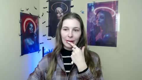 Snapshot of stranger_giirl chatting on January 15, 2026, 7:24 am Amalia online show from January 15, 2026, 7:24 am