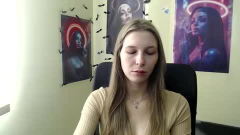 Snapshot of stranger_giirl chatting on April 16, 2026, 6:03 am Amalia online show from April 16, 2026, 6:03 am