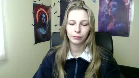Snapshot of stranger_giirl chatting on April 18, 2026, 6:17 am Amalia online show from April 18, 2026, 6:17 am