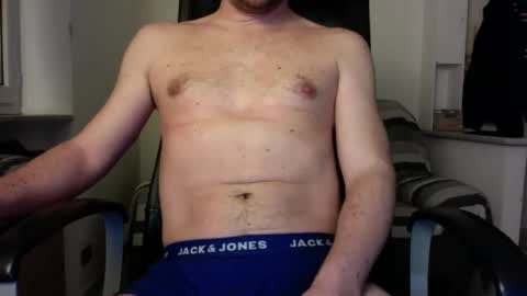 Snapshot of stranger_plus chatting on February 2, 2025, 5:15 pm send me pics if you want online show from February 2, 2025, 5:15 pm