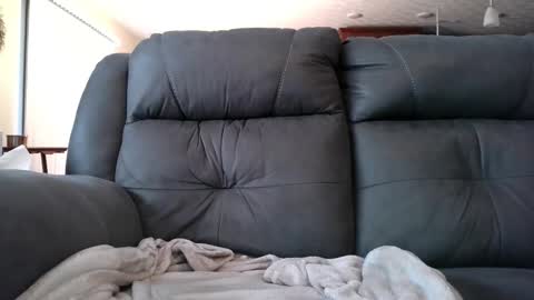 Snapshot of strangeratnight87 chatting on January 8, 2026, 7:27 pm strangeratnight87 online show from January 8, 2026, 7:27 pm