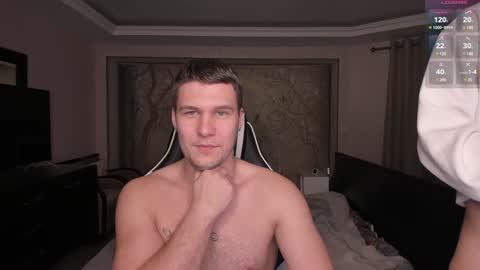 Snapshot of stranggee chatting on January 13, 2025, 10:35 pm Artem online show from January 13, 2025, 10:35 pm