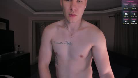 Snapshot of stranggee chatting on October 2, 2025, 7:54 pm Artem online show from October 2, 2025, 7:54 pm
