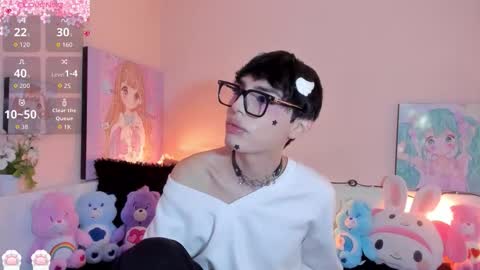 Snapshot of strawberry_kitty_ chatting on February 8, 2026, 4:16 am strawberry_kitty_ online show from February 8, 2026, 4:16 am