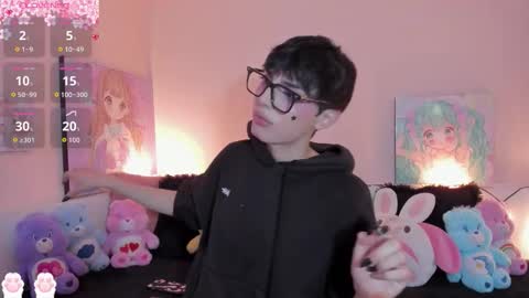 Snapshot of strawberry_kitty_ chatting on February 15, 2026, 7:05 am strawberry_kitty_ online show from February 15, 2026, 7:05 am