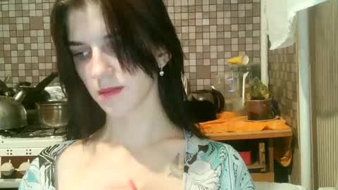 Snapshot of strawberry_storm chatting on November 1, 2025, 10:12 pm Strawberry Storm online show from November 1, 2025, 10:12 pm