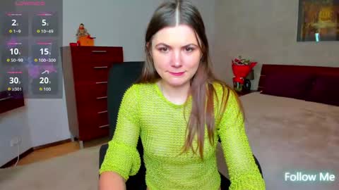 Snapshot of strawberrylux chatting on April 11, 2026, 7:45 am Strawberrylux online show from April 11, 2026, 7:45 am