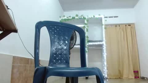 Dulce online show from November 2, 2025, 3:03 pm