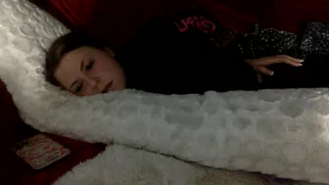 Ruby Moon online show from February 26, 2025, 2:03 pm