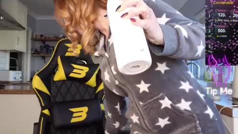 Amorina online show from January 30, 2025, 10:50 am