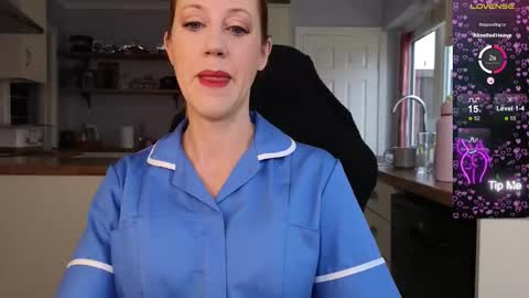 Amorina online show from October 1, 2025, 9:37 am