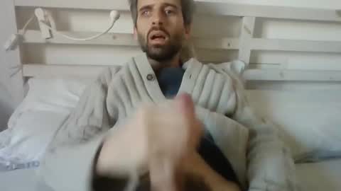 stroke1 online show from February 6, 2025, 11:10 am