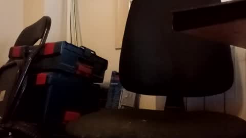 Snapshot of strom2000 chatting on November 24, 2025, 8:25 am strom2000 online show from November 24, 2025, 8:25 am