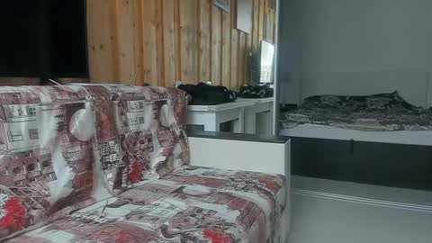 Strong Arni online show from February 19, 2025, 7:28 am