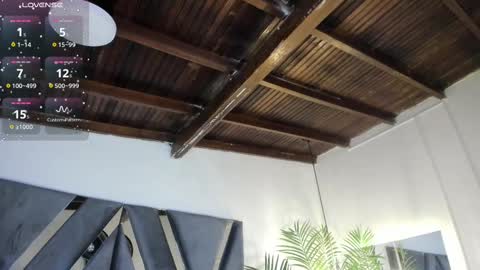 Alexa   online show from September 15, 2025, 11:10 am