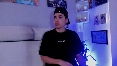 Snapshot of strong_rock69 chatting on April 2, 2026, 4:37 pm strong_rock69 online show from April 2, 2026, 4:37 pm