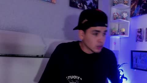 Snapshot of strong_rock69 chatting on April 5, 2026, 4:04 pm strong_rock69 online show from April 5, 2026, 4:04 pm