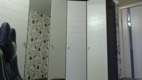 Alex online show from December 1, 2025, 9:58 am