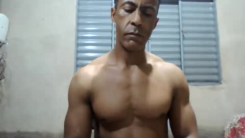 Snapshot of strongdaddyfantastic chatting on March 12, 2026, 4:18 am strongdaddyfantastic online show from March 12, 2026, 4:18 am