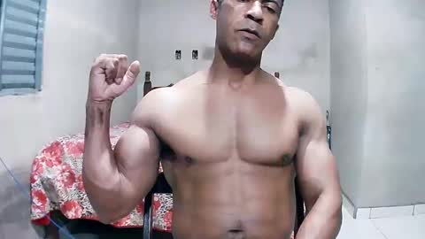 Snapshot of strongdaddyfantastic chatting on March 24, 2026, 9:09 pm strongdaddyfantastic online show from March 24, 2026, 9:09 pm