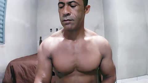 Snapshot of strongdaddyfantastic chatting on April 3, 2026, 2:53 am strongdaddyfantastic online show from April 3, 2026, 2:53 am