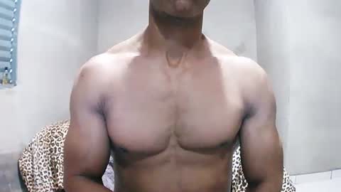 Snapshot of strongdaddyfantastic chatting on July 18, 2026, 1:04 pm strongdaddyfantastic online show from July 18, 2026, 1:04 pm