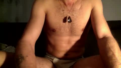 Snapshot of strongelvis chatting on December 20, 2025, 6:04 pm strongelvis online show from December 20, 2025, 6:04 pm