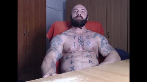 Snapshot of strongivan chatting on December 25, 2024, 7:24 pm StrongIvan online show from December 25, 2024, 7:24 pm