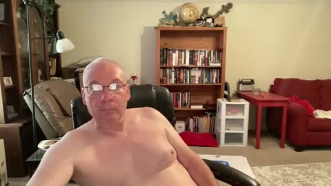 studballs1 online show from May 1, 2026, 1:59 pm