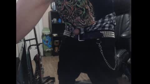 Snapshot of studbeltbro chatting on February 1, 2025, 12:18 am studbeltbro online show from February 1, 2025, 12:18 am