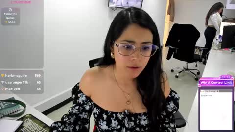 Snapshot of studcb_ chatting on March 8, 2025, 8:14 pm studcb_ online show from March 8, 2025, 8:14 pm