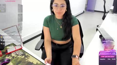 Snapshot of studcb_ chatting on March 12, 2025, 5:24 am studcb_ online show from March 12, 2025, 5:24 am