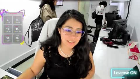 Snapshot of studcb_ chatting on September 8, 2025, 9:25 pm studcb_ online show from September 8, 2025, 9:25 pm