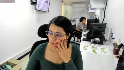 Snapshot of studcb_ chatting on September 25, 2025, 9:29 pm studcb_ online show from September 25, 2025, 9:29 pm